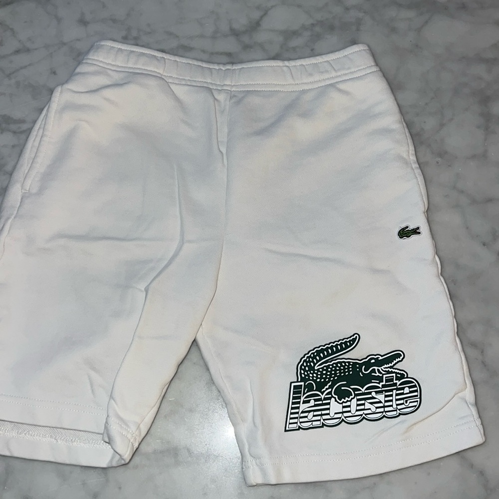💯 authentic Lacoste shorts